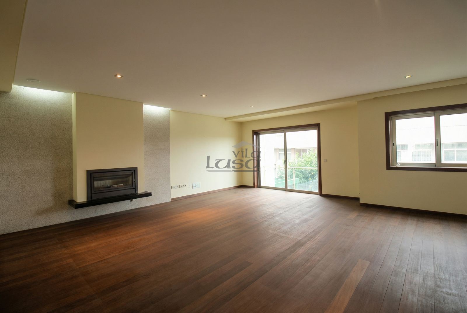 Moradia T4 para Venda em Mafamude e Vilar do Paraíso