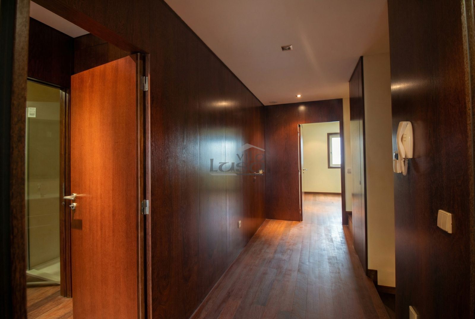 Moradia T4 para Venda em Mafamude e Vilar do Paraíso