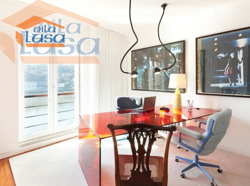 Venda Apartamento T5