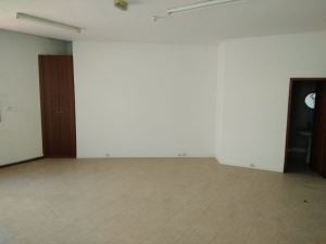 Office, para Rent
