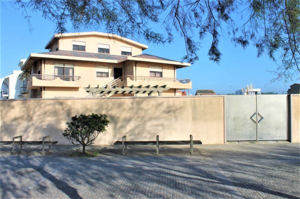 Detached house T4, para Sale