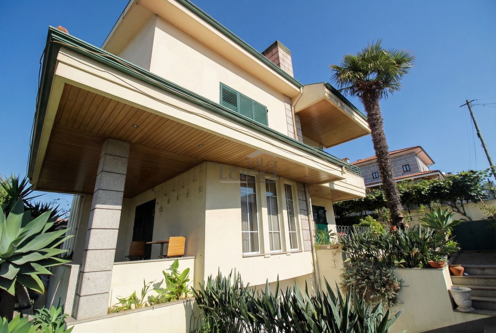 Moradia T5 para Venda em Mafamude e Vilar do Paraíso