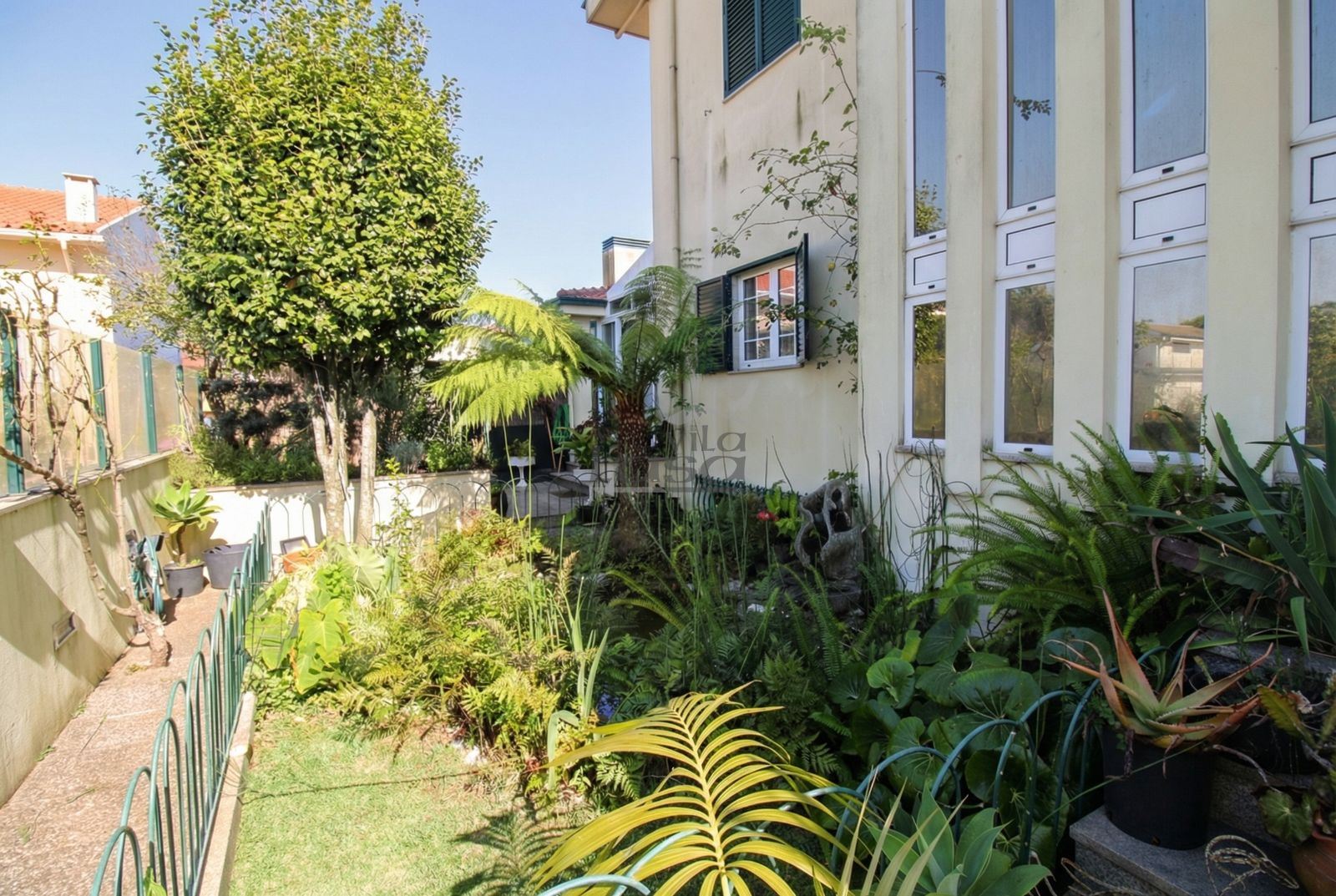 Moradia T5 para Venda em Mafamude e Vilar do Paraíso