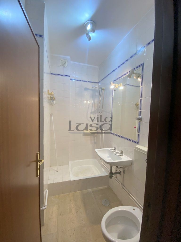 Apartamento T3 para Arrendamento em Aldoar, Foz do Douro e Nevogilde