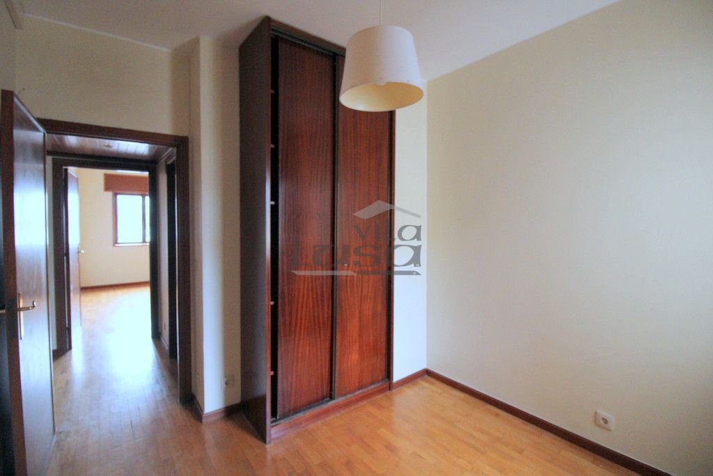 Apartamento T3 para Arrendamento em Aldoar, Foz do Douro e Nevogilde