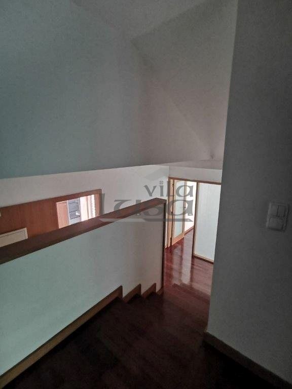 Apartamento T2 para Arrendamento em Pedrouços