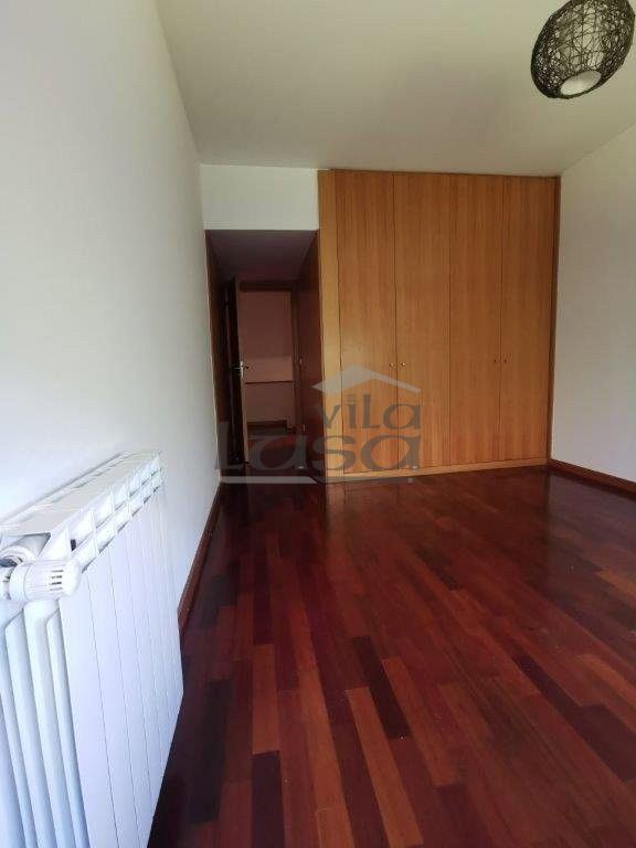 Apartamento T2 para Arrendamento em Pedrouços