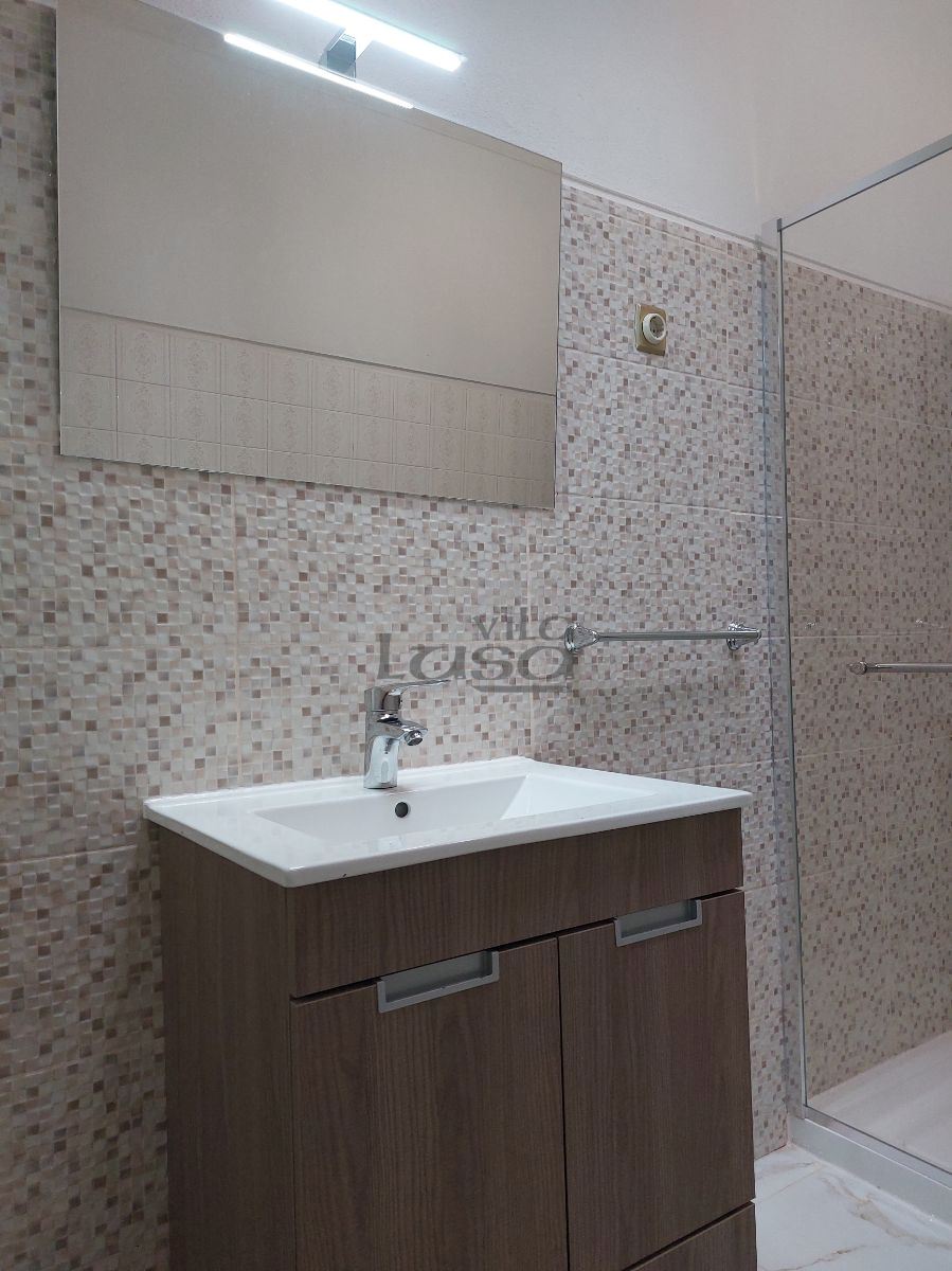 Moradia T6 para Venda em Rio Tinto