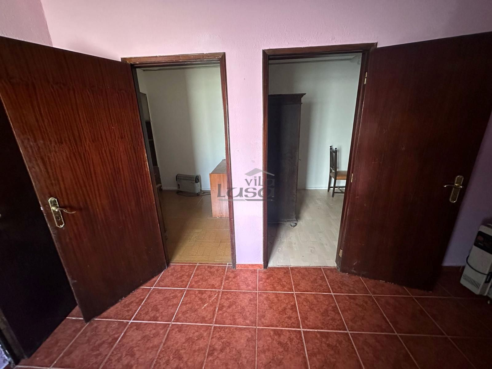 Moradia T4 para Venda em Oliveira do Douro