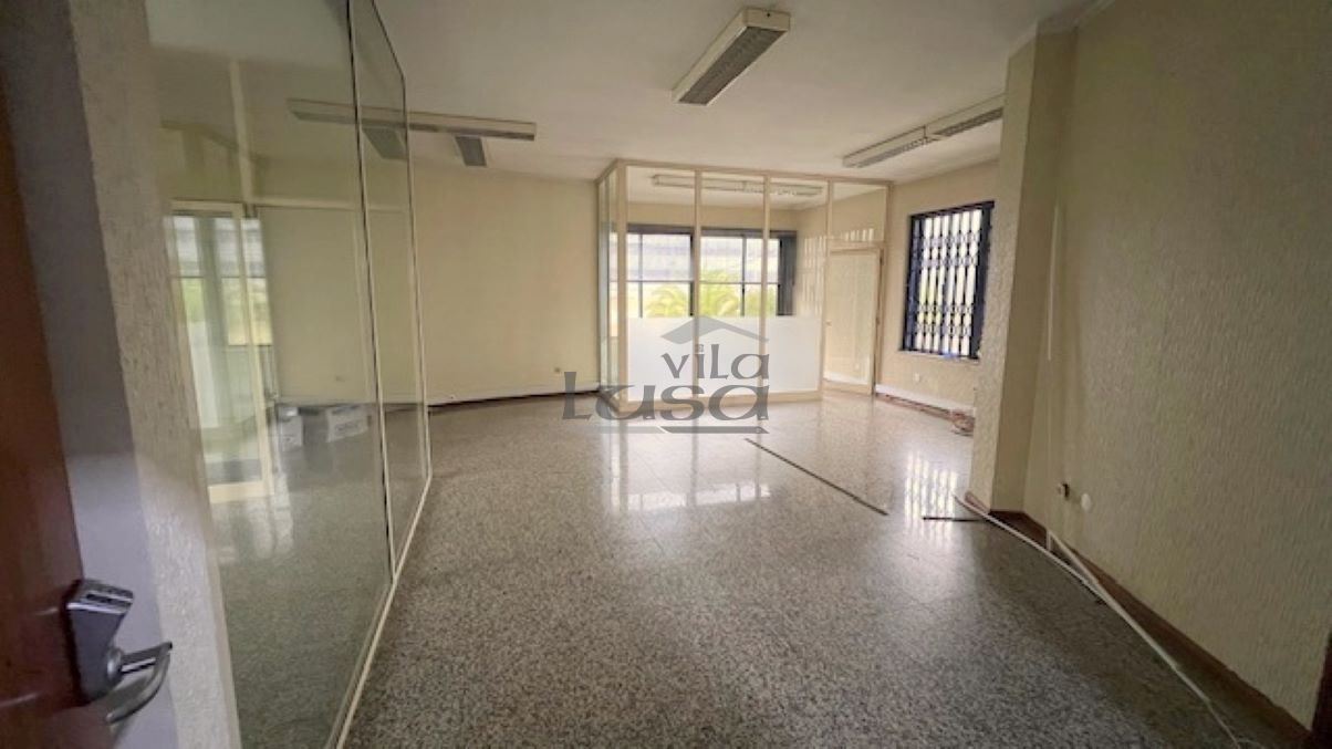 Armazém para Venda em Avintes