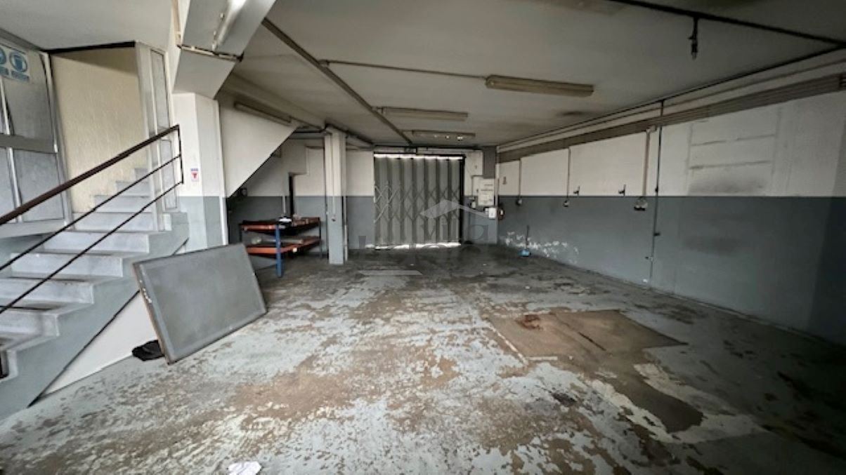 Armazém para Venda em Avintes