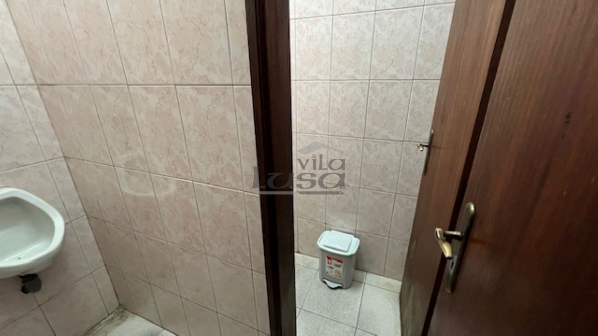 Armazém para Venda em Avintes