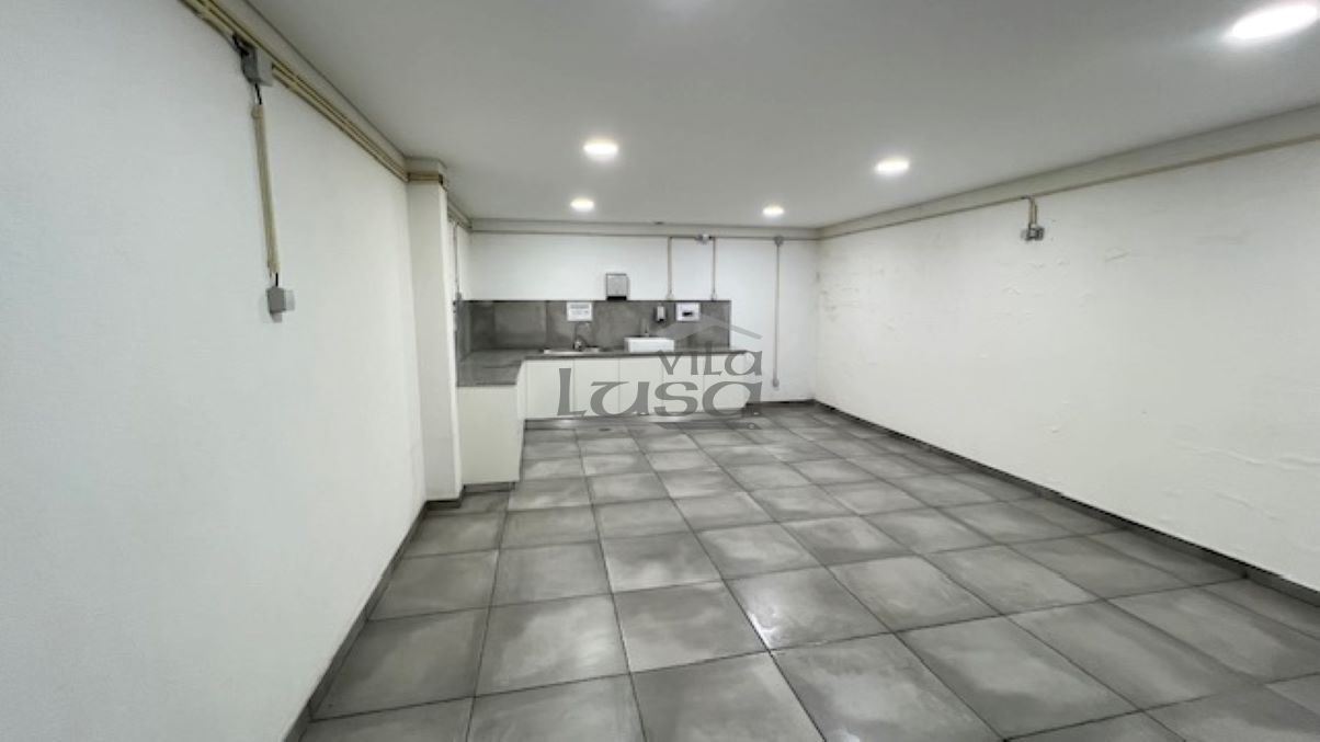 Armazém para Venda em Avintes