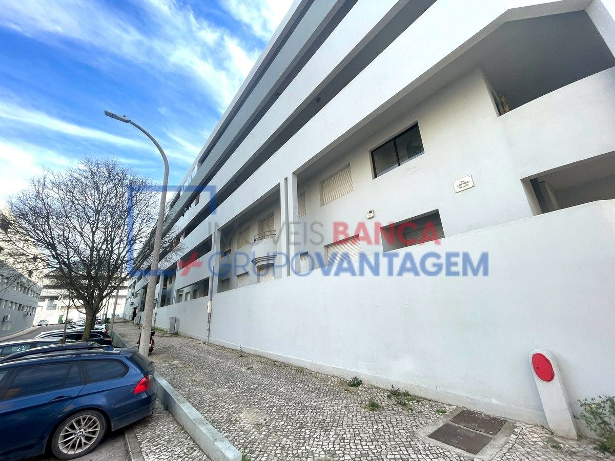Apartamento T2 para Venda em Setubal (São Sebastião) Foto 11 / 12
