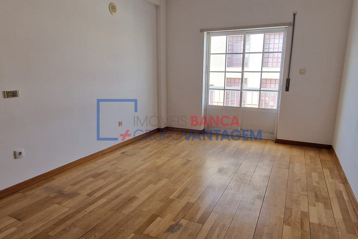 Apartamento T3 para Venda em Seixal, Arrentela e Aldeia de Paio Pires