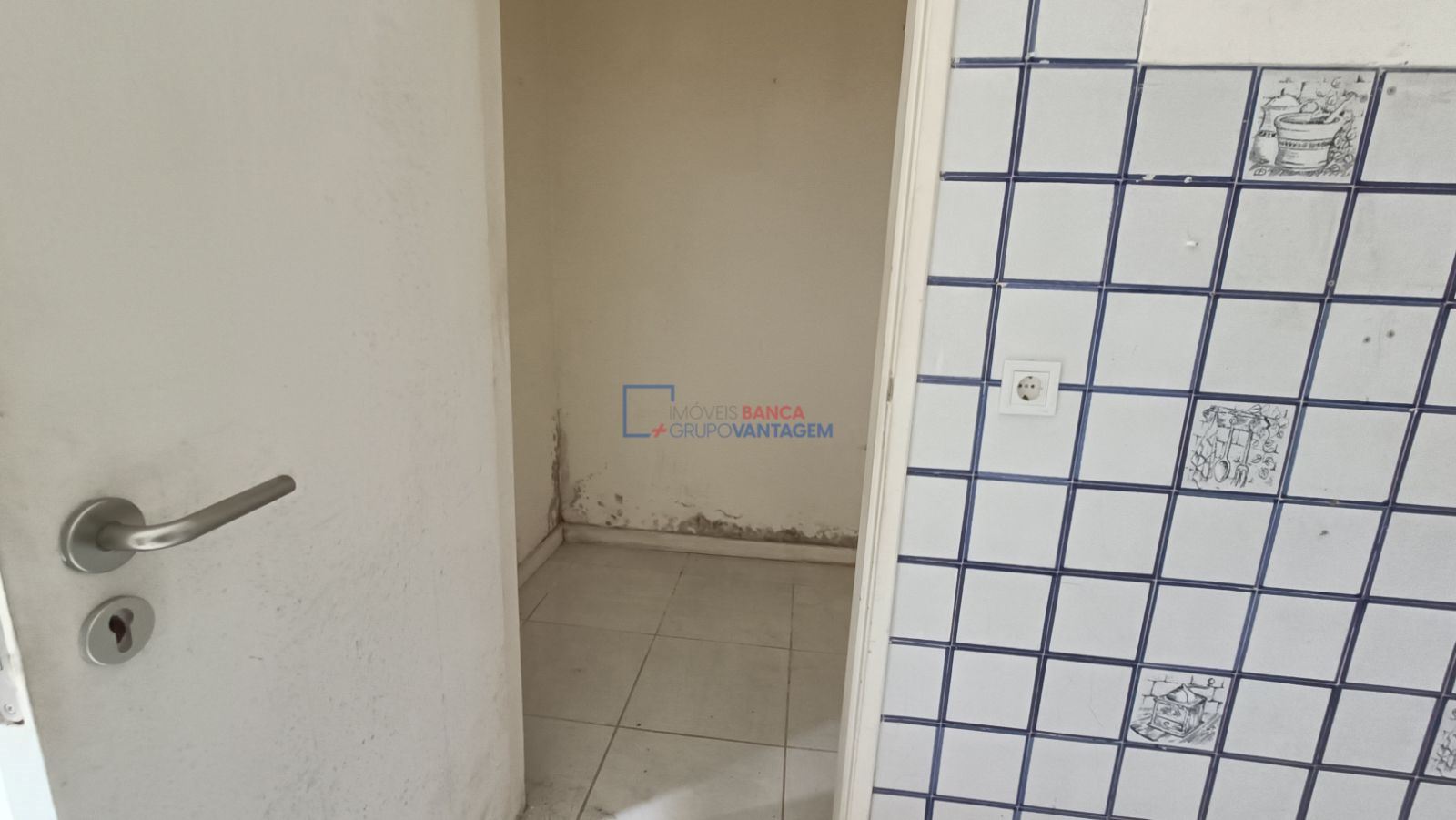 Apartamento T2 para Venda em Castanheira do Ribatejo e Cachoeiras Foto 3/13