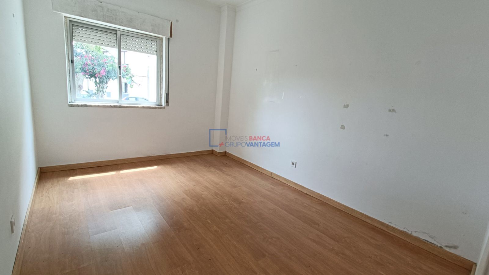 Apartamento T2 para Venda em Castanheira do Ribatejo e Cachoeiras Foto 10/13