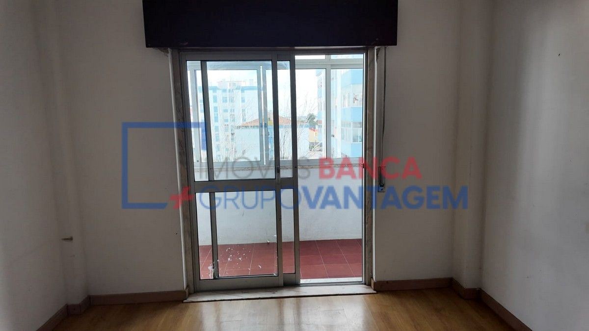 Apartamento T3 para Venda em Seixal, Arrentela e Aldeia de Paio Pires