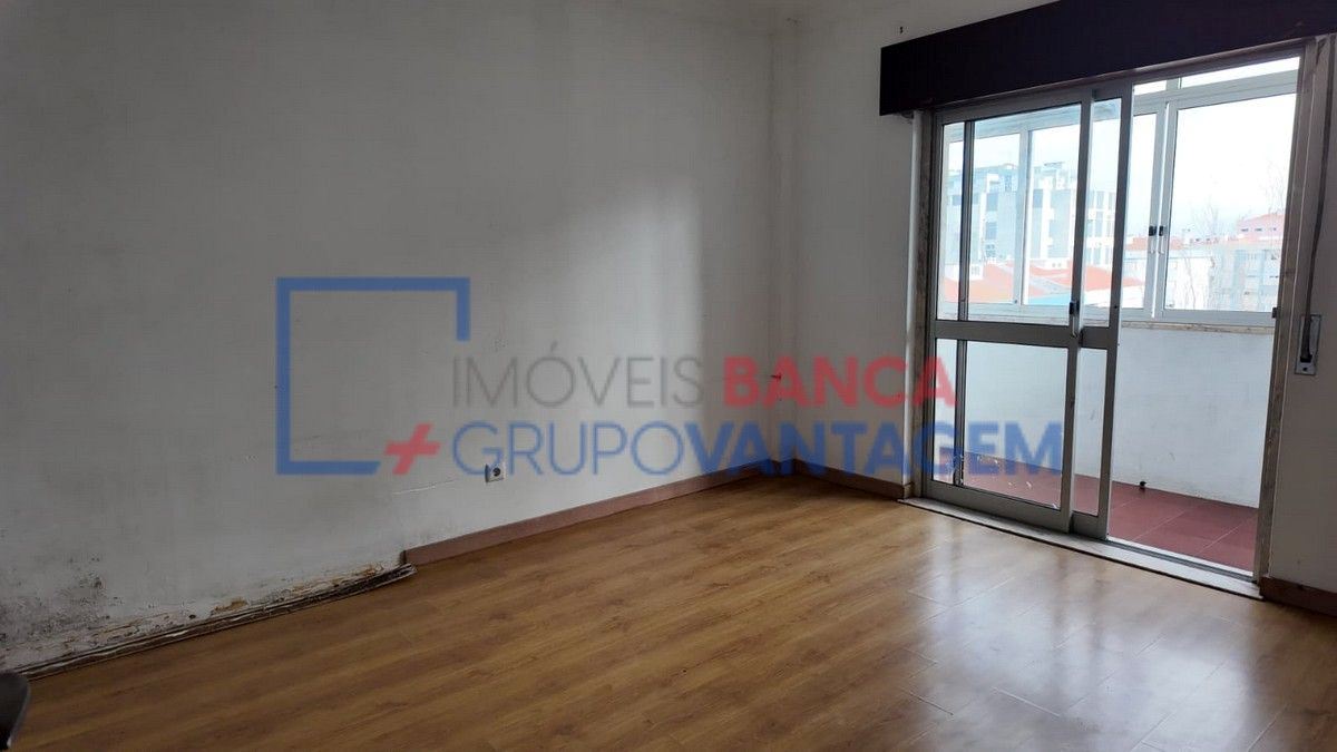 Apartamento T3 para Venda em Seixal, Arrentela e Aldeia de Paio Pires