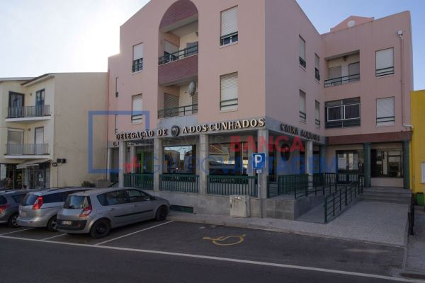 Loja Em A-Dos-Cunhados, Torres Vedras