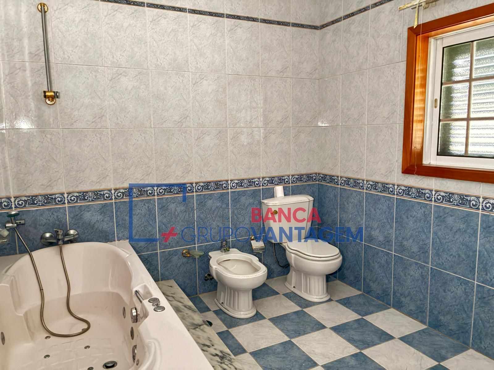 Moradia T3 para Venda em Milheiros de Poiares