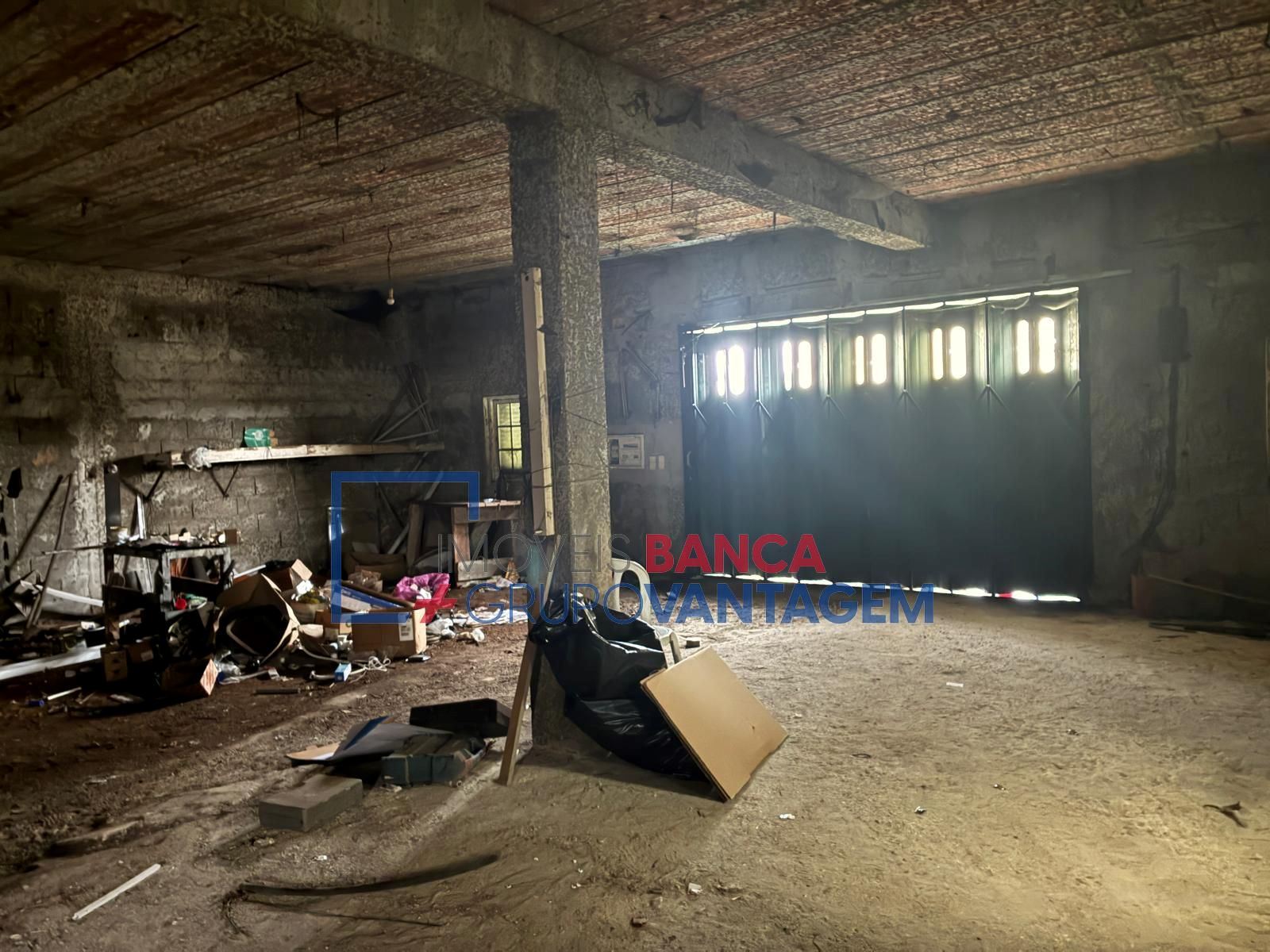 Moradia T3 para Venda em Milheiros de Poiares