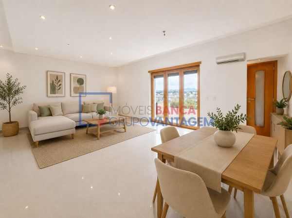 Apartamento T4 No Pinhal Novo | 150 M², Suite E Arrecadação