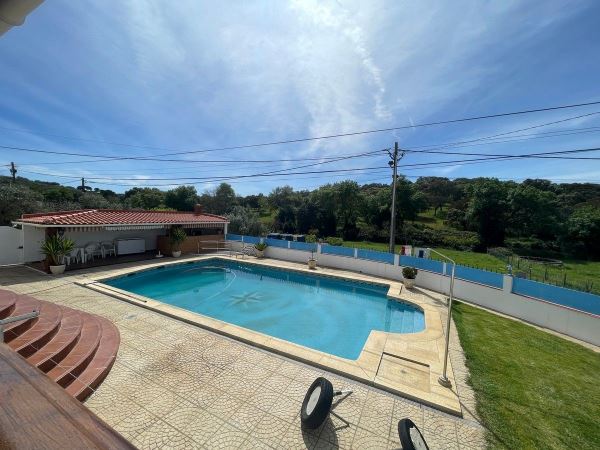 Quinta T7 Com Restaurante E Terreno Rústico Para Venda Em Montemor-O-Novo