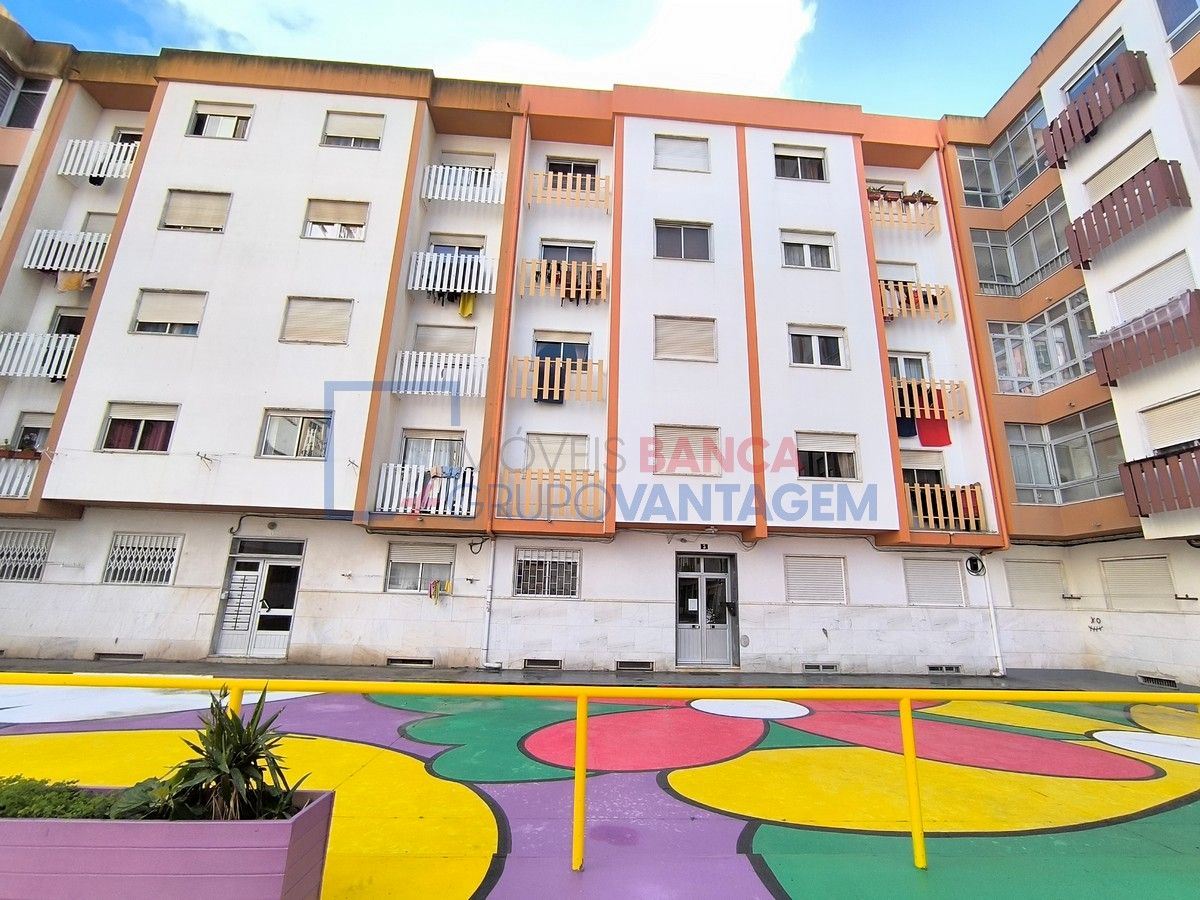 Apartamento T2 para Venda em Queluz e Belas