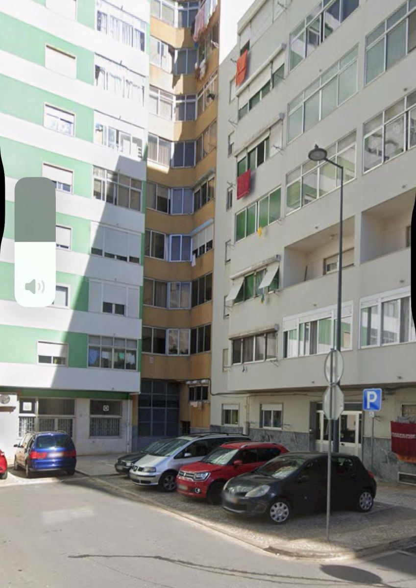 Apartamento T2 para Venda em Agualva e Mira-Sintra