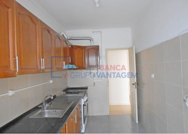Apartamento T3 Mina De Água - Amadora