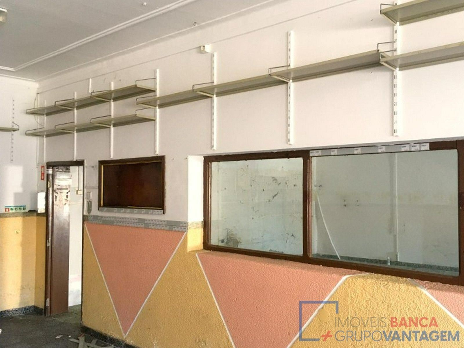 Loja para Venda em Cunheira