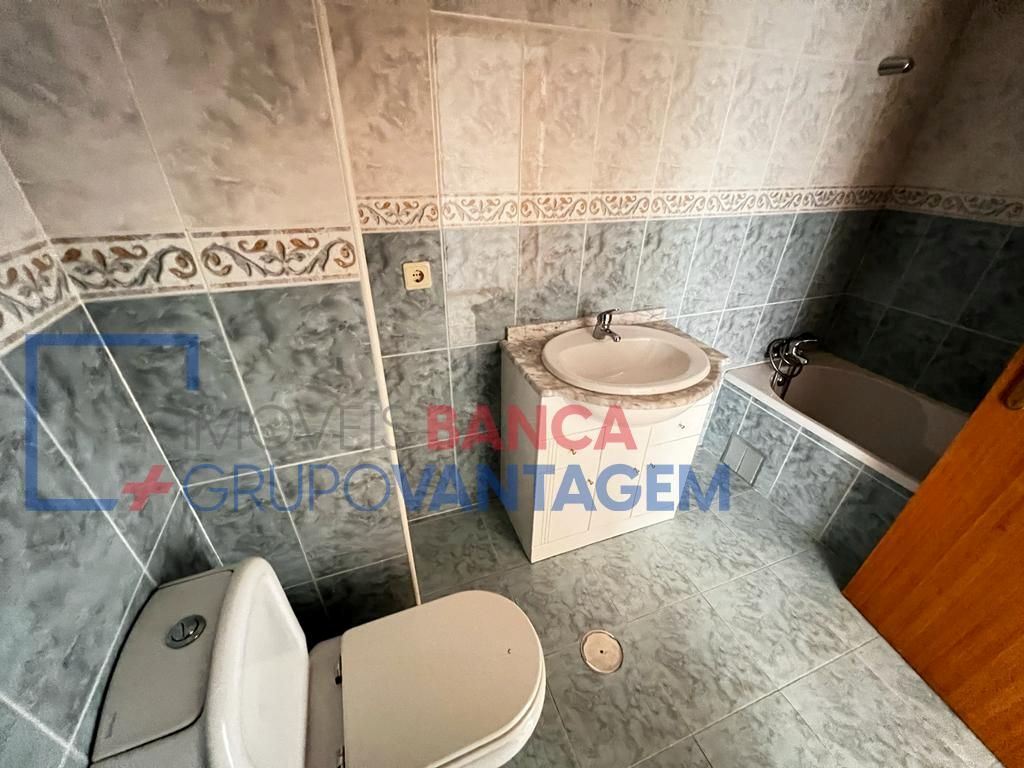 Apartamento T3 para Venda em O. Azeméis, Riba-Ul, Ul, Macinhata Seixa, Madail