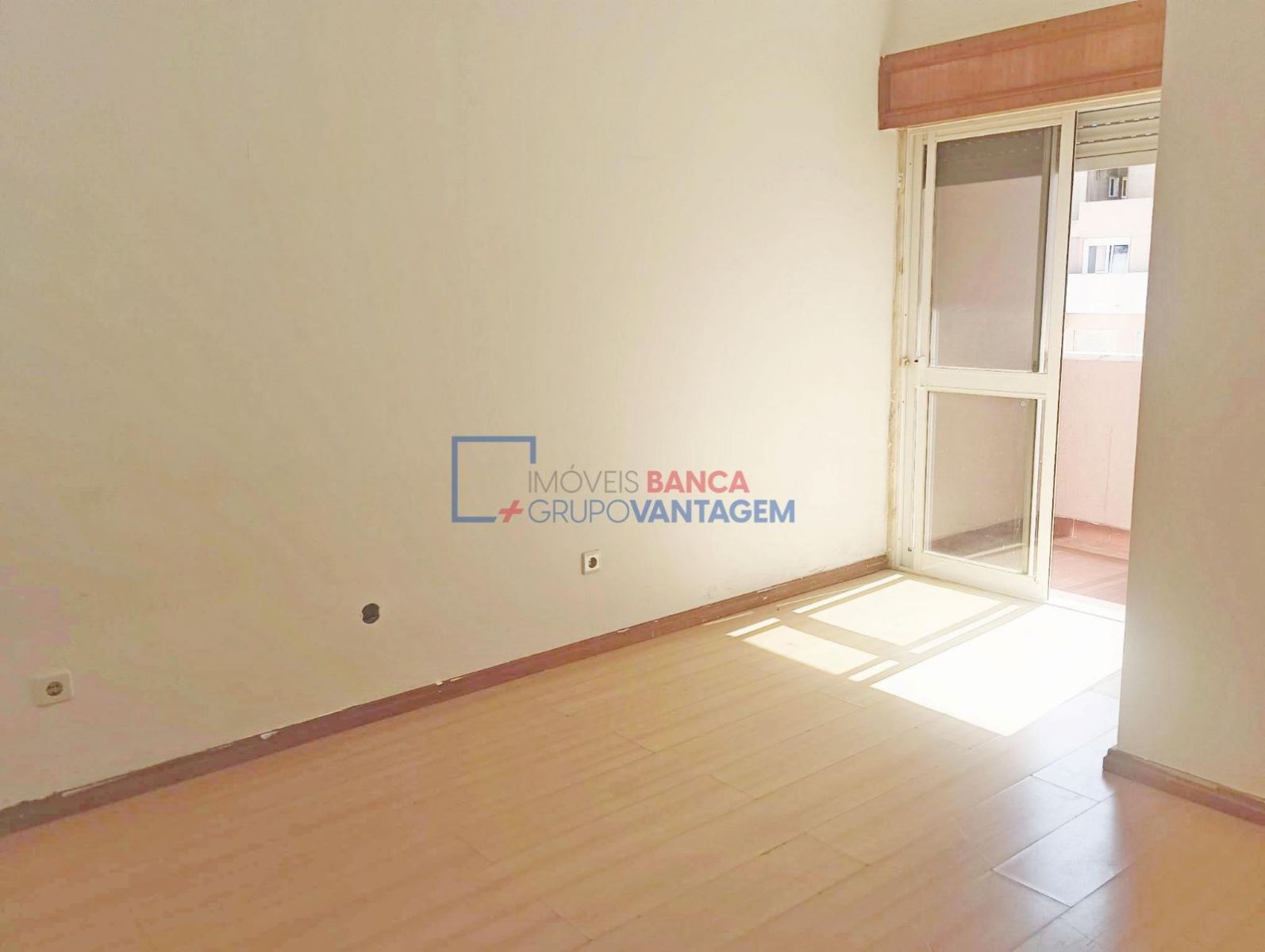 Apartamento T1 para Venda em Rio de Mouro Foto 19