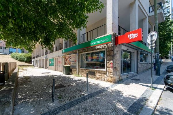 Supermercado À Venda 