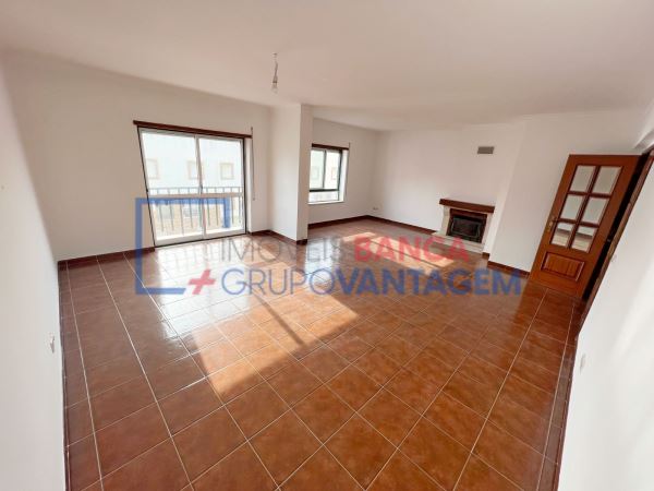 Apartamento T3 Carregado, Alenquer, Lisboa