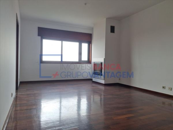 Apartamento T2 - Rio Tinto