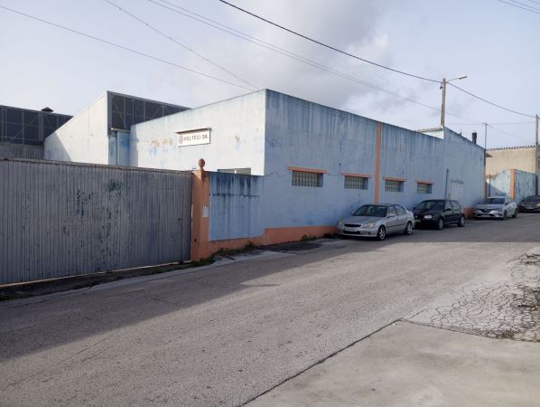 Armazém Para Venda Em Alcanena