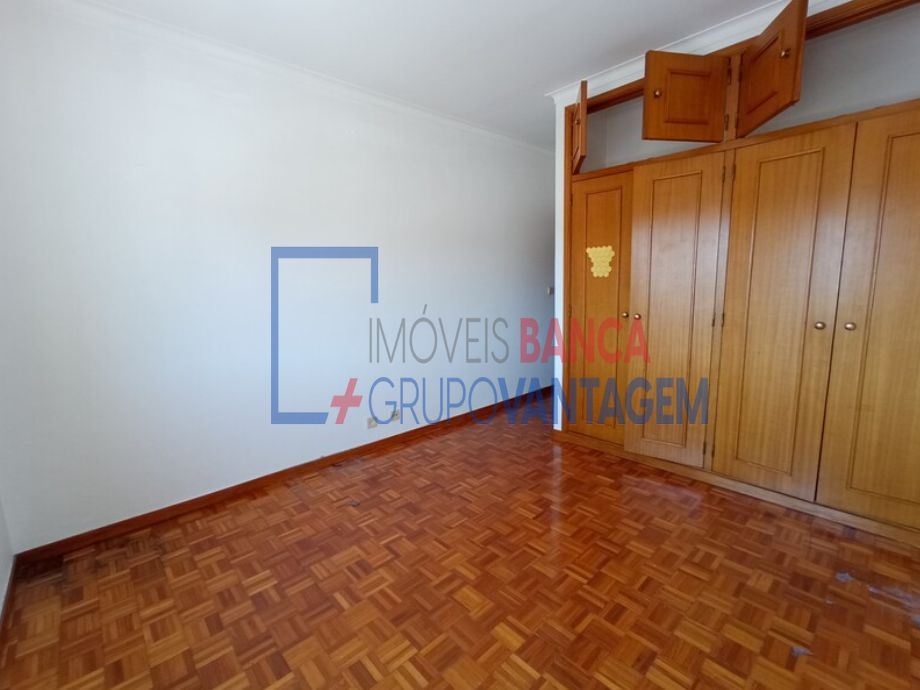 Apartamento T2 para Venda em São Vitor (Braga) Foto 11