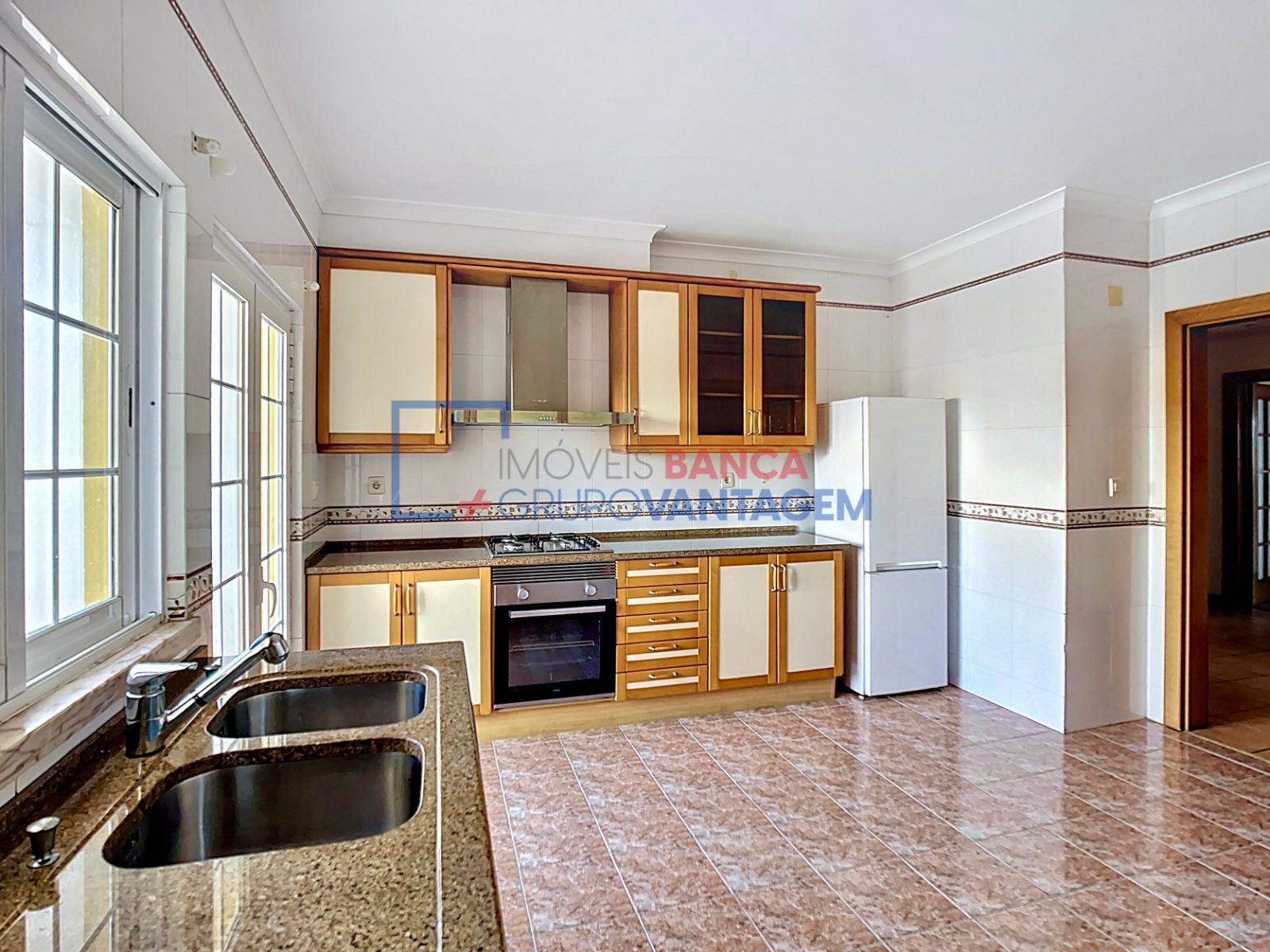 Apartamento T3 para Venda em Santa Maria e São Miguel, São Martinho, São Pedro Penaferrim