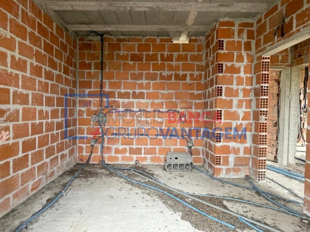 Moradia T4 para Venda em Beijos