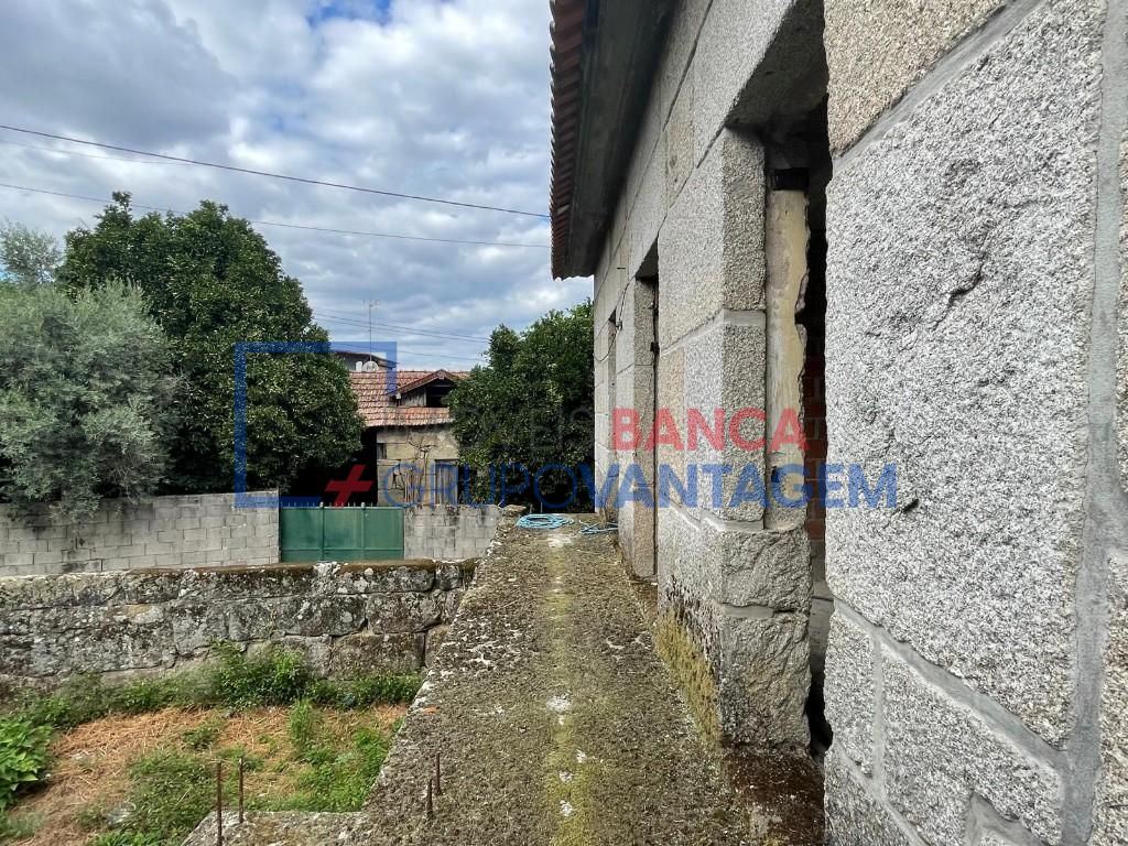 Moradia T4 para Venda em Beijos