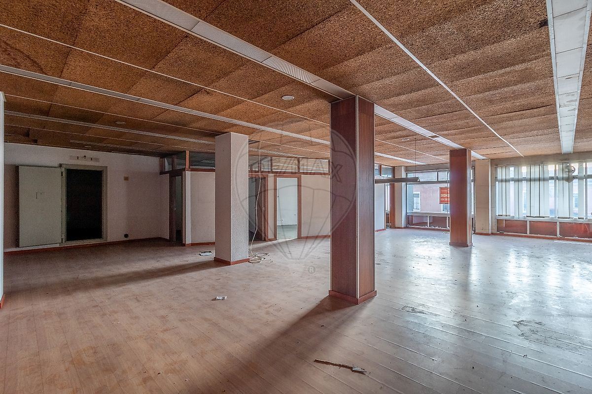 Loja para Venda em Sé Nova, Santa Cruz, Almedina e São Bartolomeu