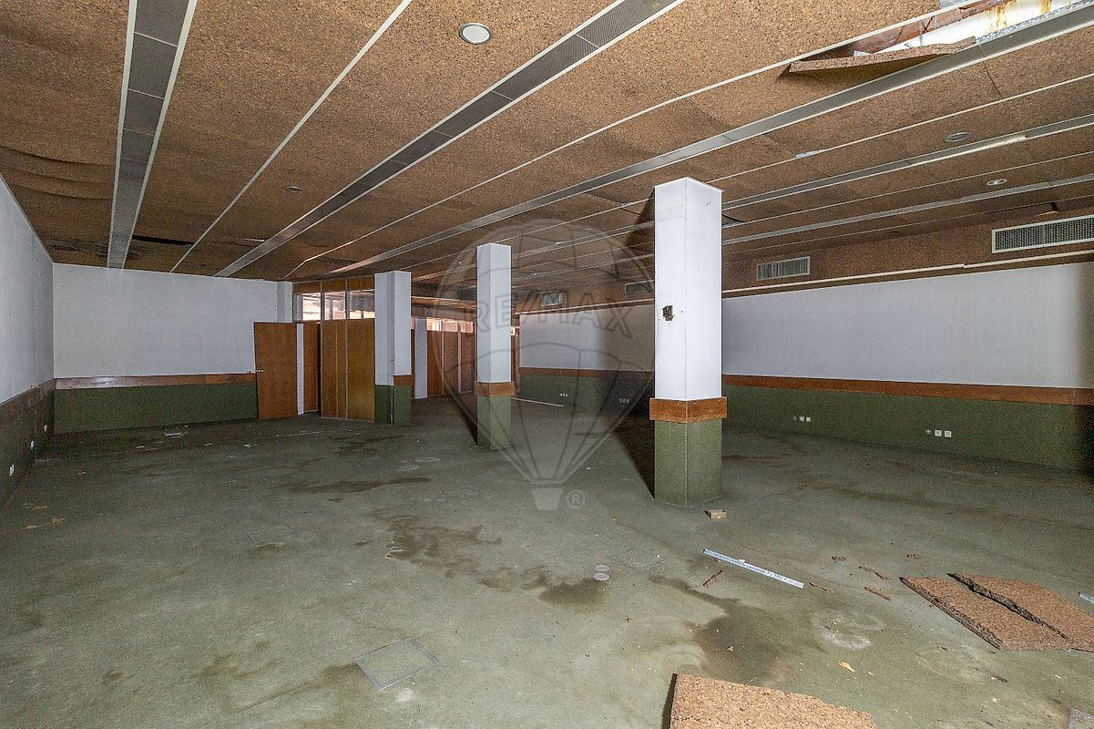 Loja para Venda em Sé Nova, Santa Cruz, Almedina e São Bartolomeu