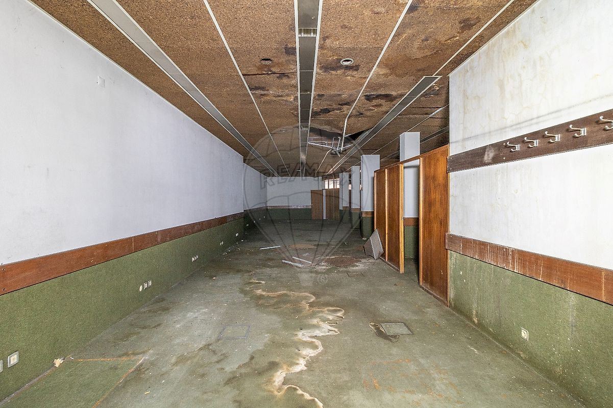 Loja para Venda em Sé Nova, Santa Cruz, Almedina e São Bartolomeu