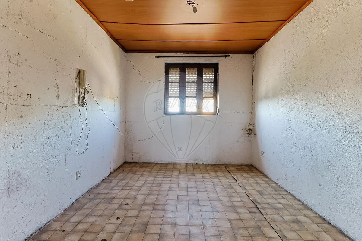 Moradia T2 para Venda em São João do Campo