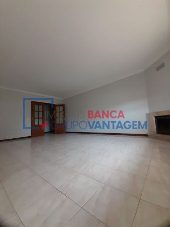 Apartamento T3 À Venda Em Gondomar