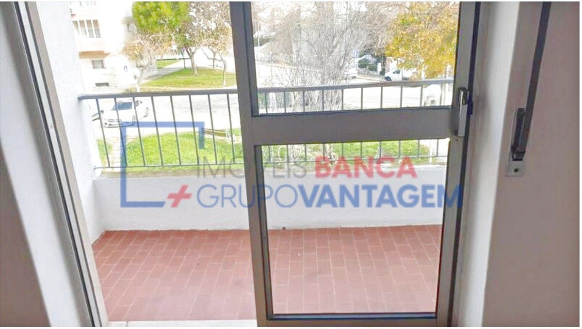 Apartamento T3 para Venda em Baixa da Banheira e Vale da Amoreira