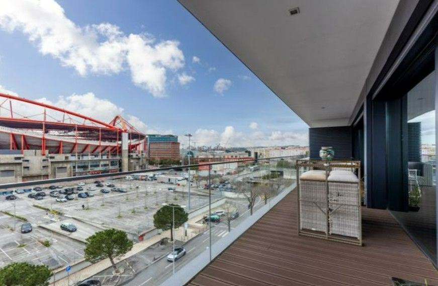 Apartamento T3 para Venda em Benfica