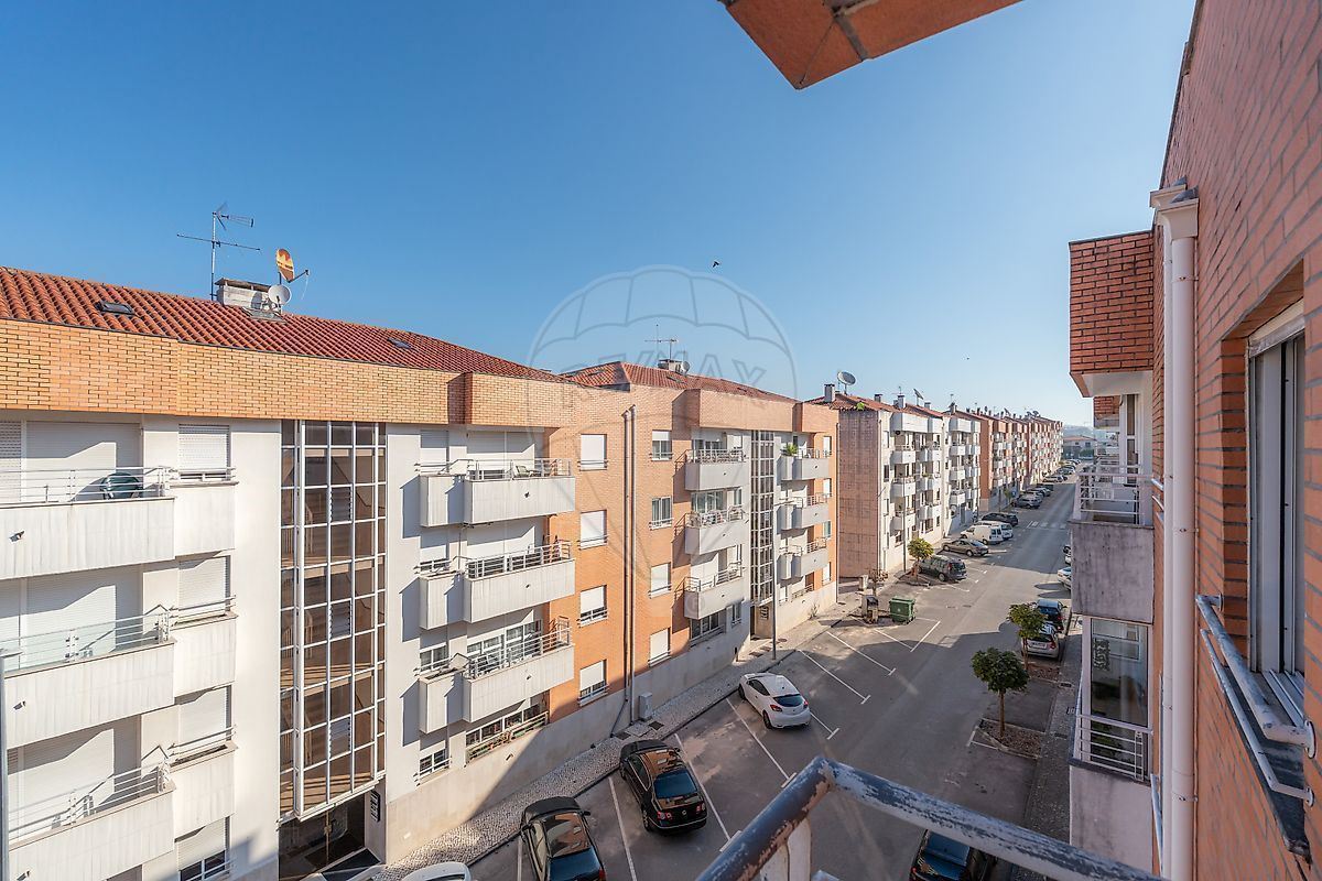 Apartamento T3 para Venda em Condeixa-A-Velha e Condeixa-A-Nova